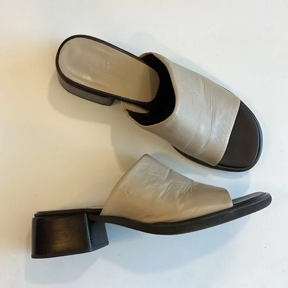 Eitenne Aigner - 8.5, beige/taupe slip ons heeled sandals - Picture 4 of 7